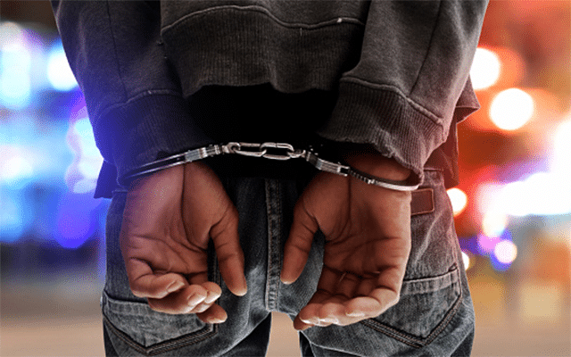 Man arrested for extorting money in the name of police