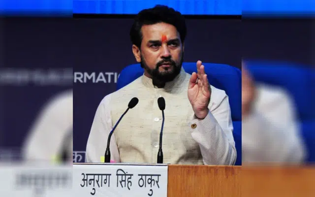 Anurag Thakur accuses Kejriwal of supporting corrupt ministers