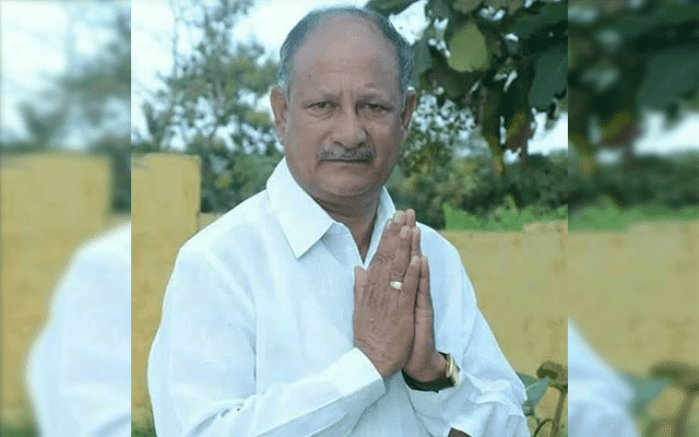 Karwar: Ex-MLA issues notice not to give loan to his son