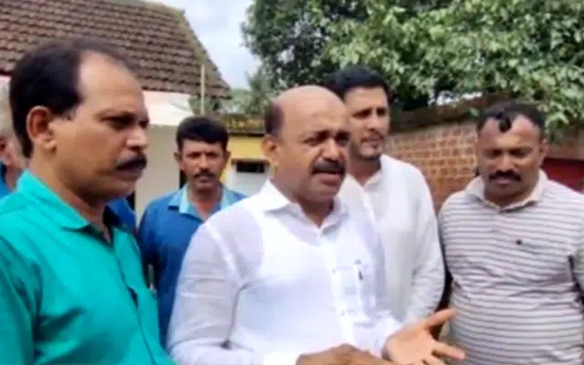 Mangaluru: Leader of Opposition in the Legislative Council B K Hariprasad visits rain-affected areas