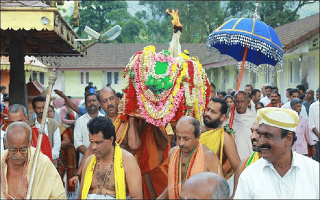 A festive Polinkana festival in Bhagamandala