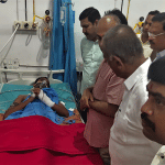 Shimoga: B.Y. Shivakumar met a man who was stabbed to death at a hospital in Shimoga. Vijayendra