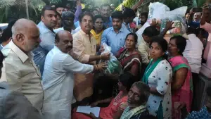 Chief Minister distributes compensation to the families 3
