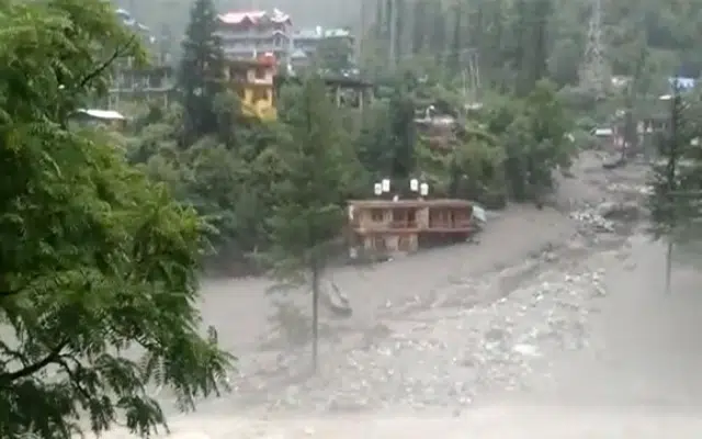 Himachal Pradesh: Bodies of two persons missing due to flash floods found