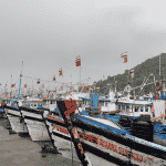 Heavy rains lash coastal areas of Karwar district: Boats anchored at Baithakhola port