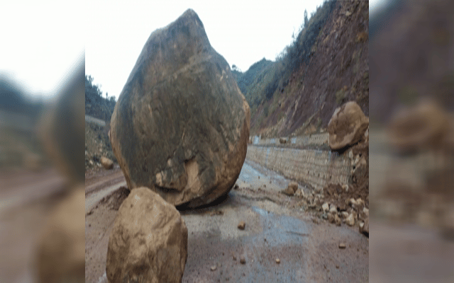 The Jammu-Srinagar national highway has been closed due to landslides.