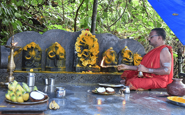 As part of Naga Panchami, special pujas are performed at Mathur Sri Panchalingeshwara Temple.
