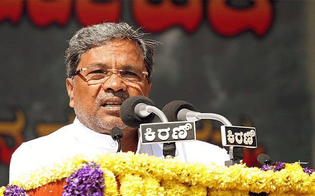 Bengaluru: Siddaramaiah hits out at BJP for not banning SDPI to divide votes
