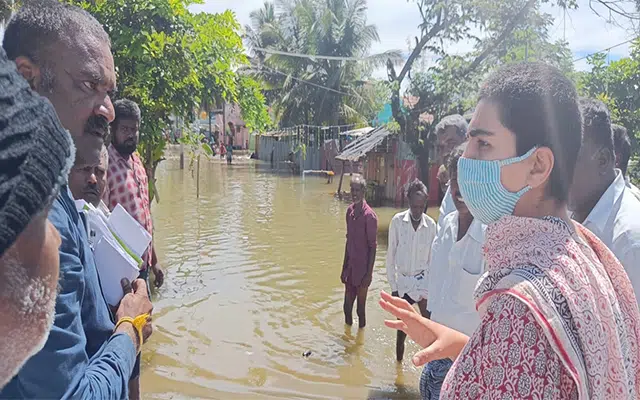 Chamarajanagar: DC visits flood-affected areas