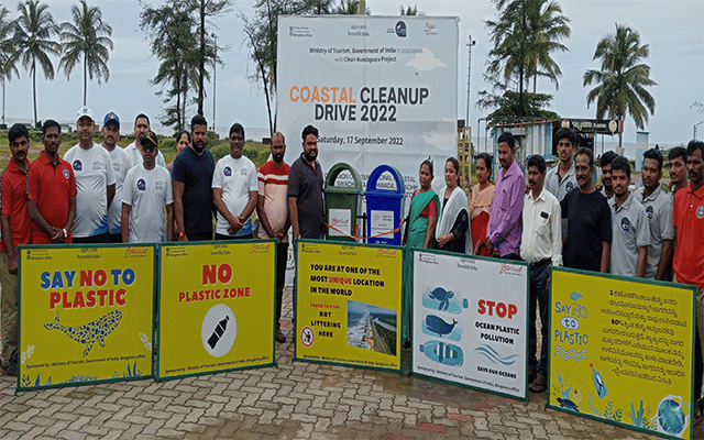 Byndoor: Maintaining sea cleanliness is the hallmark of the citizens