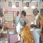 Puttur: Sringeri Seer unveils the plaque of Sri Shankara Sabha Bhavan