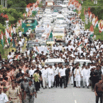 Rahul Gandhi hoists tricolour at Srinagar's Lal Chowk