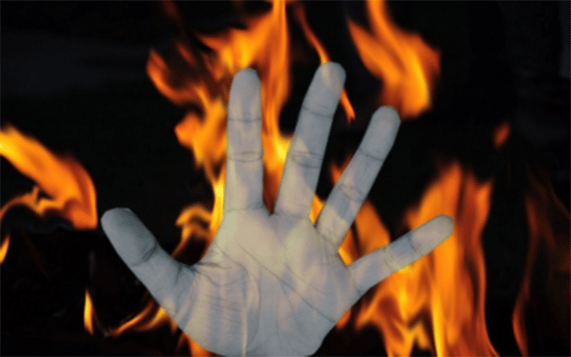 Hassan: Man sets house on fire along with wife, children