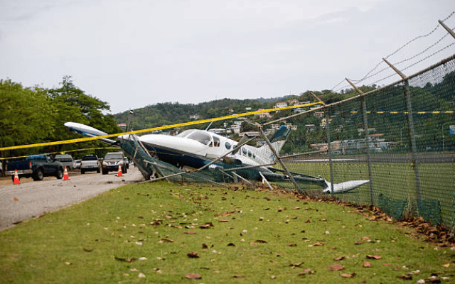 Plane crashes on Lake Victoria, 26 passengers rescued