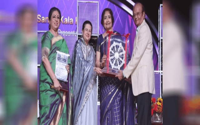 Actress Dr Vyjayanthimala Bali conferred with Aditya Vikram Birla Award