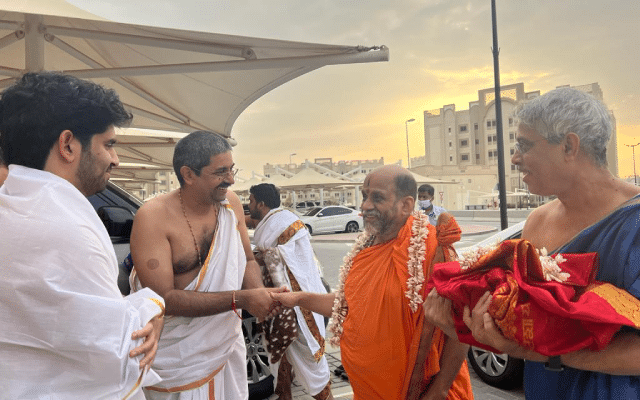 Puthige seer gets a grand welcome in The City of Ruvis