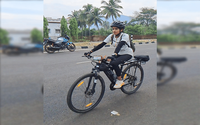 Karwar: Cycle yatra to spread the message that a woman is safe