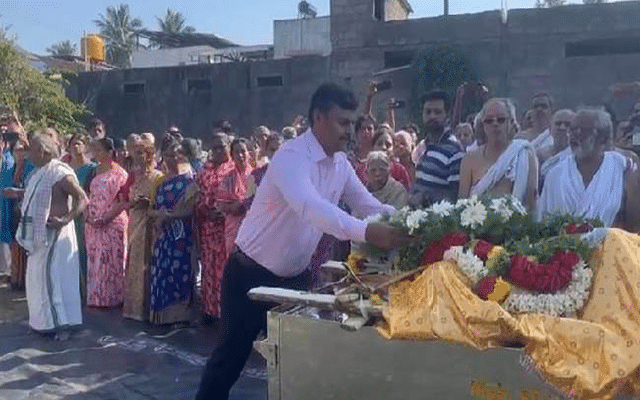 Shivamogga: Keshavamurthy cremated with state honours