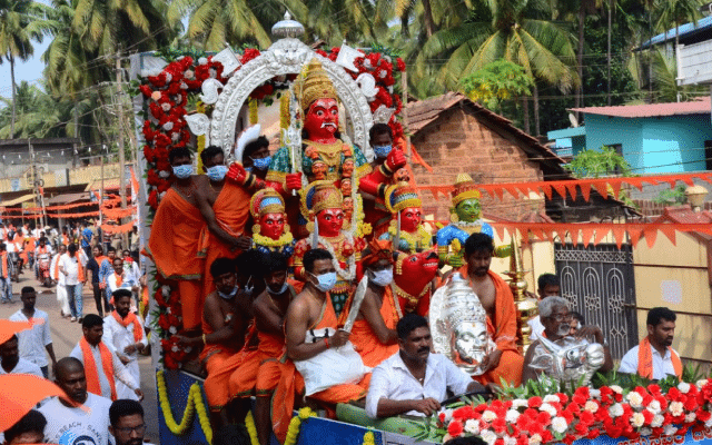 Kundapur: Gangolli Sri Mahankali Amma's new 'Vigahra' procession