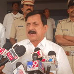 Any officer, politician with Santro Ravi will be pulled out of investigation: Araga Jnanendra 