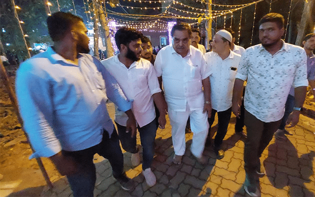 Bantwal: Former Minister B. Sudhakaran attended the jumma masjid's oorusu programme. Visit of Ramanath Rai