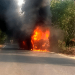 Karwar: A truck caught fire, causing loss of lakhs of rupees. Damage