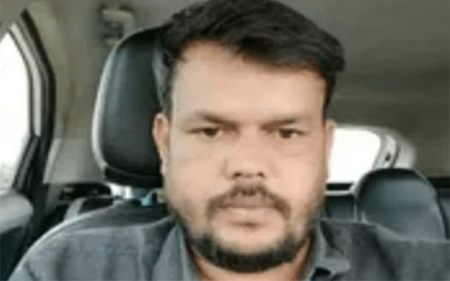 K'taka RTI activist murder: Accused govt officer surrenders in court
