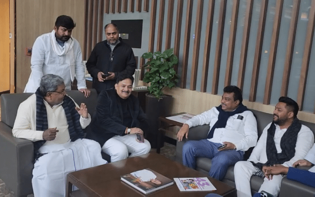 Bengaluru: Opposition leader Siddaramaiah's visit to Srinagar cancelled