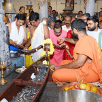 Udupi: Udyavara Siddhivinayak temple to be renovated, villagers offer fist donations