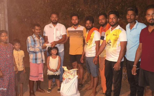 Yuva Shakti Friends donates medical help