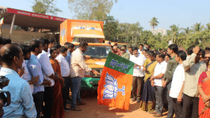 Mangaluru: Vedavyas Kamath launches Pragati Rath Yatra