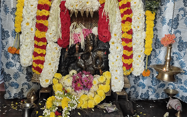 Bharathinagar: Annasanthapana at Sri Bommalingeshwara Swamy Sannidhi