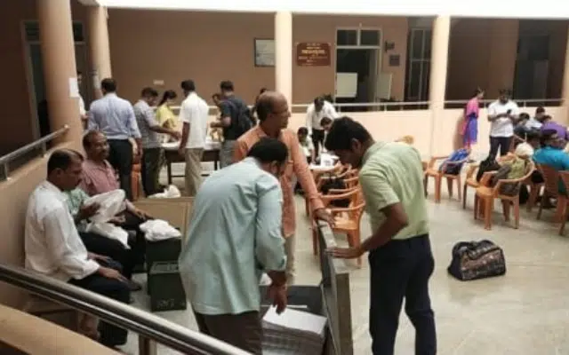 Udupi: 13.28 per cent voter turnout recorded till 10 am
