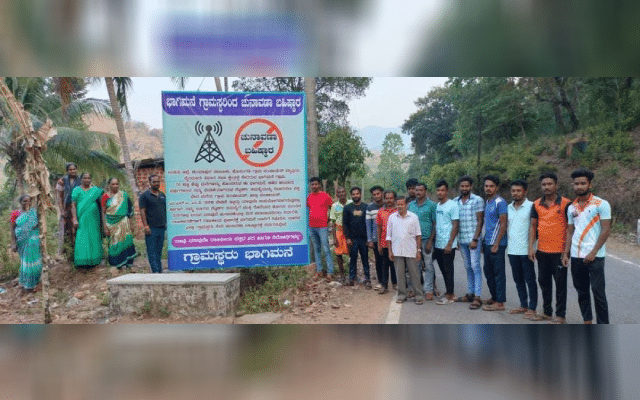 Villagers boycott elections