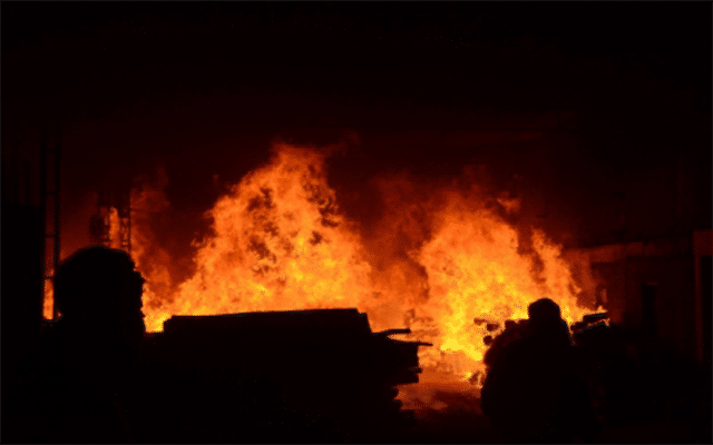 14 killed in massive fire at multi-storey building in Dhanbad