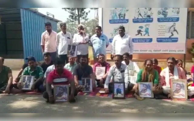 Nanjangud: Couple sits on hunger strike in front of Police Station demanding justice for son's death