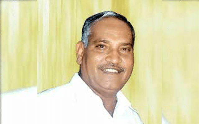 Bjp MLA Olekar's own party workers file complaint seeking disqualification