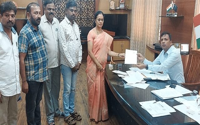 Dharwad: Wife files anonymous letter to former minister's residence, lodges complaint with police commissioner