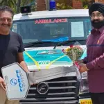 Actor Prakash Rai donates ambulance to Guru Nanak Hospital in Bidar