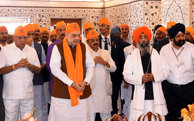 Union Home Minister Amit Shah visits Gurdwara in Bidar