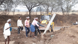 Dharwad: Unauthorized layout eviction drive in avalinagar