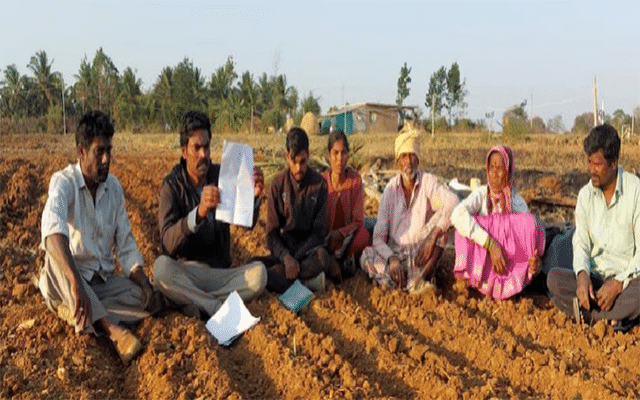 Belur: Muthuganne villagers protest against attempts to grab land by creating fake documents
