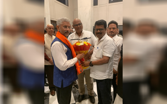 Union External Affairs Minister Subrahmanyam Jaishankar arrives in Udupi, receives welcome from district BJP