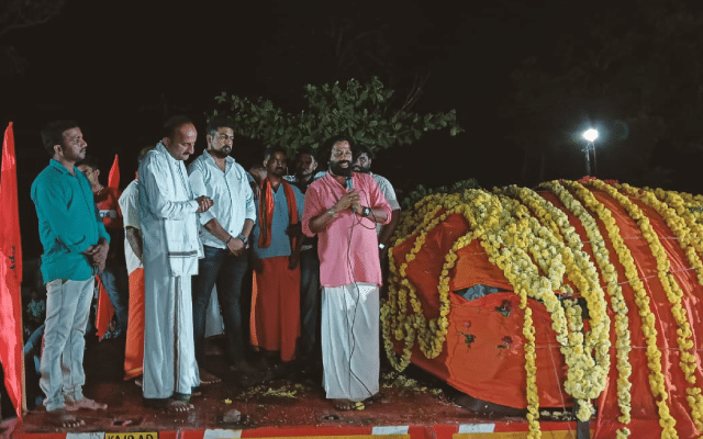 Krishna stone transported from Naxal-affected area to Ayodhya