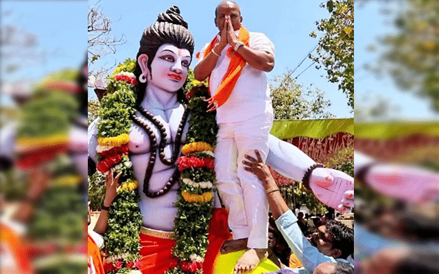 MLA stands on the lap of Lord Ram's utsava idol: Angry
