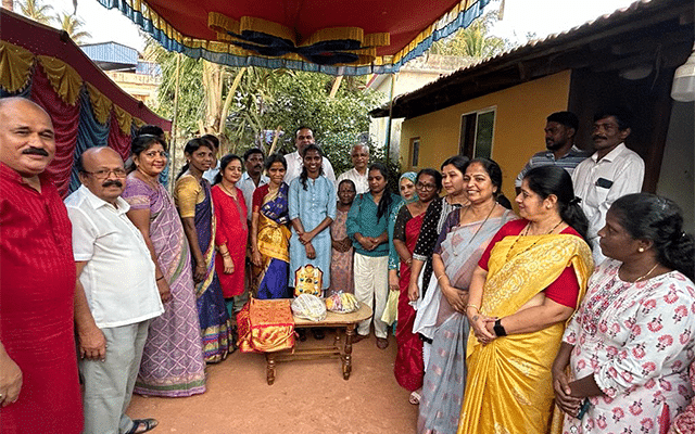 Mangaluru: Mahila Congress Committee felicitates Niha Naveen