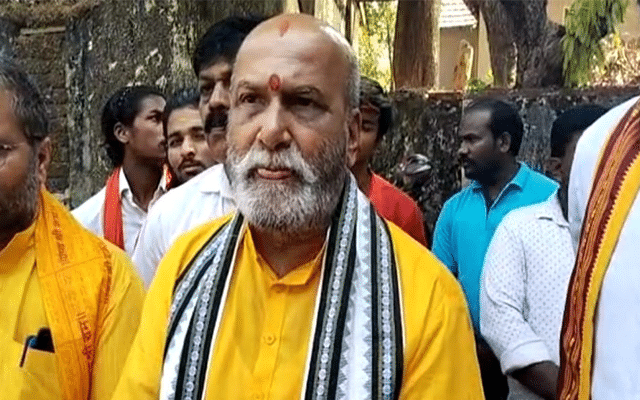 Benami property purchase in Karkala, minister's hand suspected: Pramod Muthalik demands proper probe