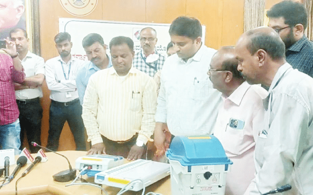 DC instructs to provide necessary facilities to polling booths