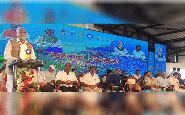 Development of fisheries as a priority sector - Parshottama Rupala