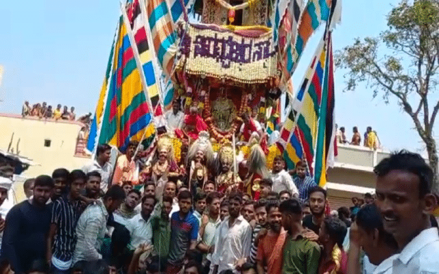 Sri Veerabhadreswara Swamy Rathotsava was held in nanjangud.